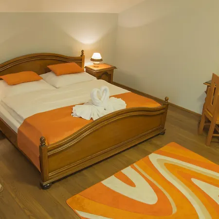 Отель Hotel Praded Thamm Злате-Гори