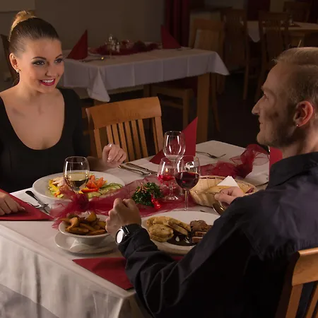 Praded Thamm מלון Zlaté Hory