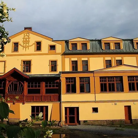 Отель Hotel Praded Thamm Злате-Гори