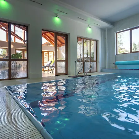 Praded Thamm מלון 3*