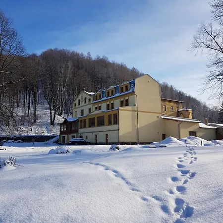 Hotel Praded Thamm Злате-Гори