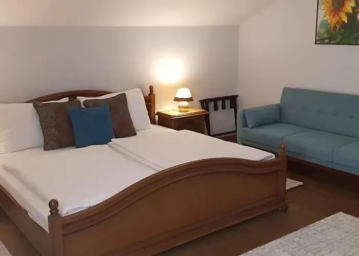 Praded Thamm Hotell 3*